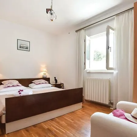 Apartments Petranic Supetar Exterior photo