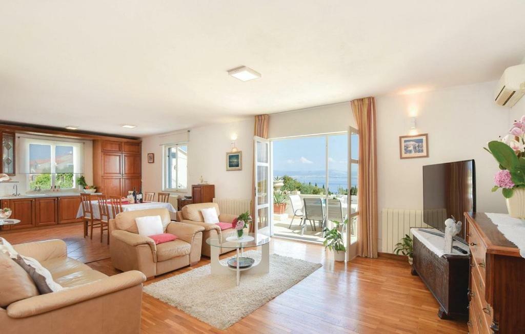 Apartment Petranic *