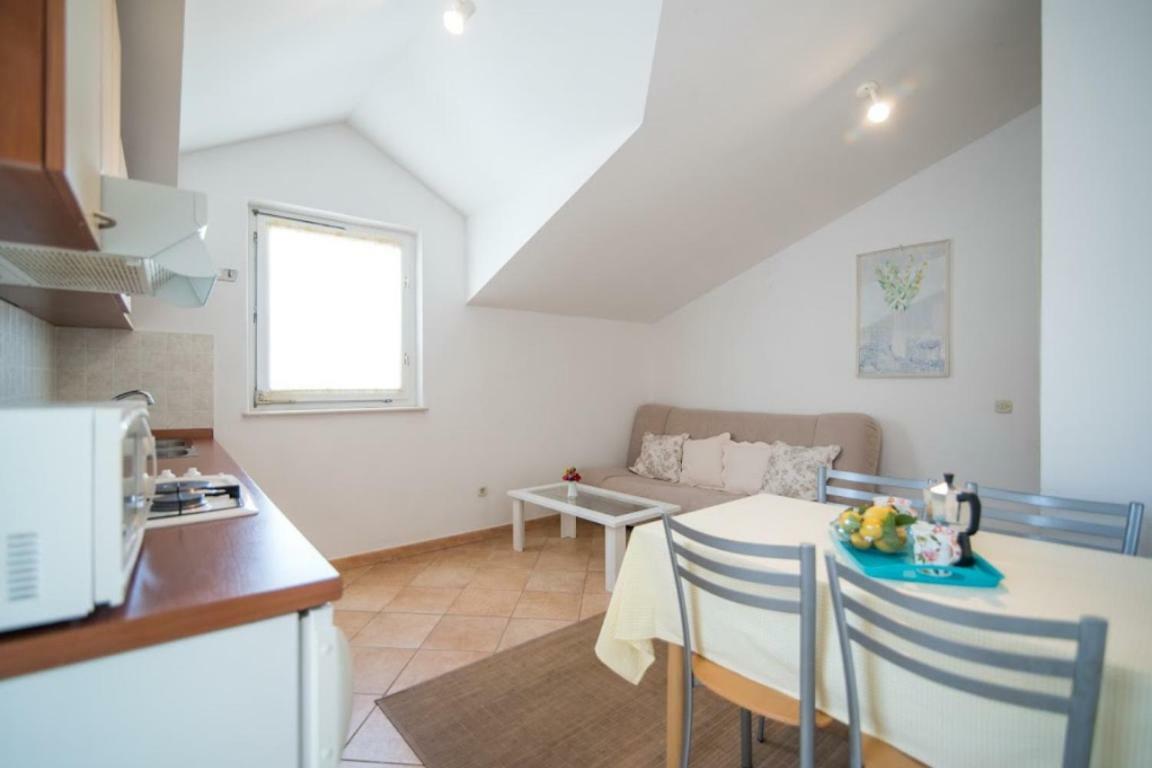 Petranic Apartment Supetar
