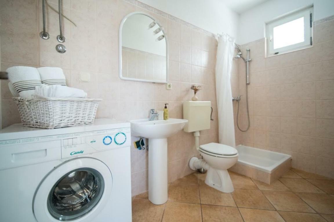 Apartment Petranic *