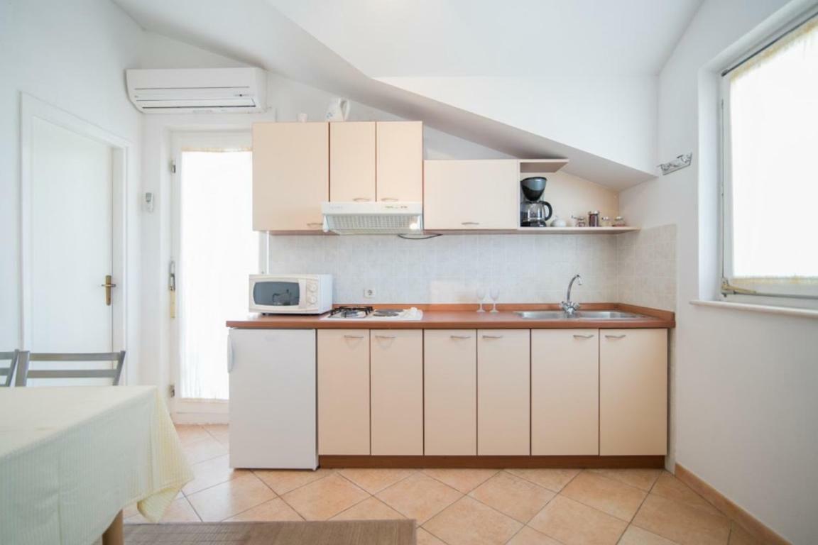 Apartment Petranic *